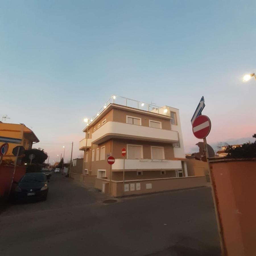 L' Ora Blu Hotel Fiumicino Eksteriør billede